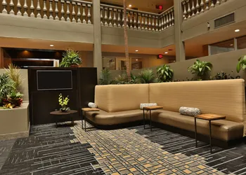 DoubleTree Suites by Hilton Hotel McAllen hotel thumbnail 7