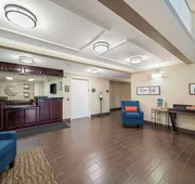 Comfort Suites Red Bluff near I-5 hotel detail image 3