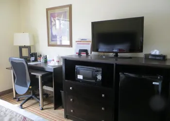 Ramada by Wyndham Wisconsin Dells hotel thumbnail 3
