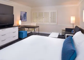 Best Western Plus Novato Oaks Inn hotel thumbnail 7