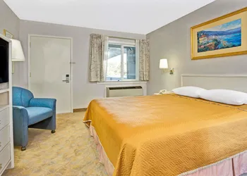 Travelodge by Wyndham Mill Valley/Sausalito hotel thumbnail 7