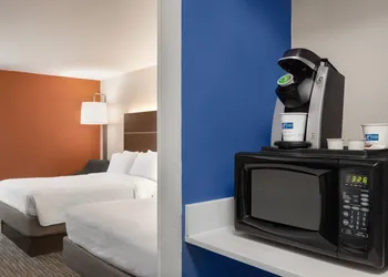 Holiday Inn Express - Vero Beach by IHG hotel thumbnail 5