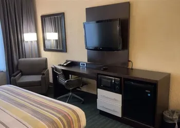 Hotel Flamingo Inn & Suites Vero Beach I-95 hotel thumbnail 4