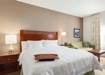 Hampton Inn Colchester hotel thumbnail 2