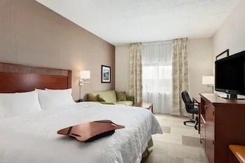 Hampton Inn Colchester hotel thumbnail 3