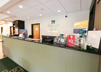 Quality Inn Shelburne - Burlington hotel thumbnail 2