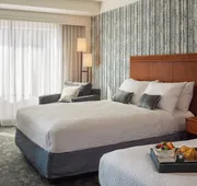 Courtyard Marriott Burlington Harbor hotel detail image 7