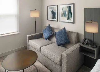 Holiday Inn Express South Burlington Downtown by IHG hotel thumbnail 3