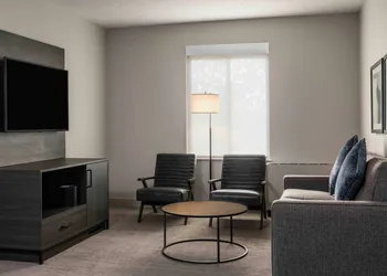 Holiday Inn Express South Burlington Downtown by IHG hotel thumbnail 4