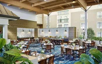 DoubleTree by Hilton Burlington Vermont hotel thumbnail 4