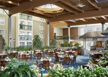 DoubleTree by Hilton Burlington Vermont hotel thumbnail 3