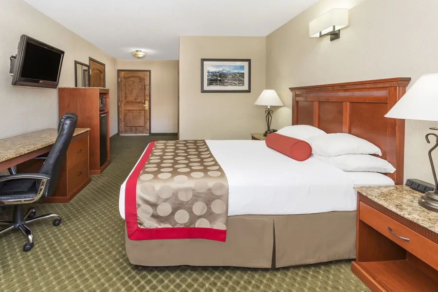 Ramada by Wyndham Frisco hotel detail image 6