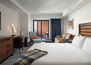 Hotel Alpenrock Breckenridge, Curio Collection by Hilton hotel thumbnail 8