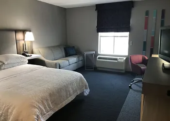 Hampton Inn East Windsor hotel thumbnail 6