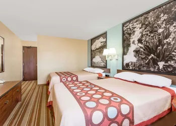 Super 8 by Wyndham Dillon/Breckenridge Area hotel thumbnail 4