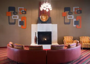 Radisson Hotel Duluth - Harborview hotel thumbnail 4
