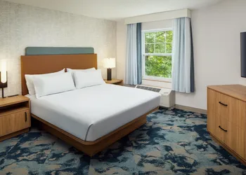Hampton Inn & Suites North Conway hotel thumbnail 8