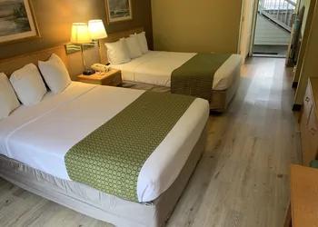 Days Inn by Wyndham Ocean Shores hotel thumbnail 5