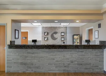 Comfort Inn & Suites Ocean Shores hotel thumbnail 2