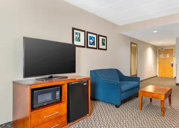 Comfort Inn & Suites Wildwood - The Villages hotel thumbnail 6