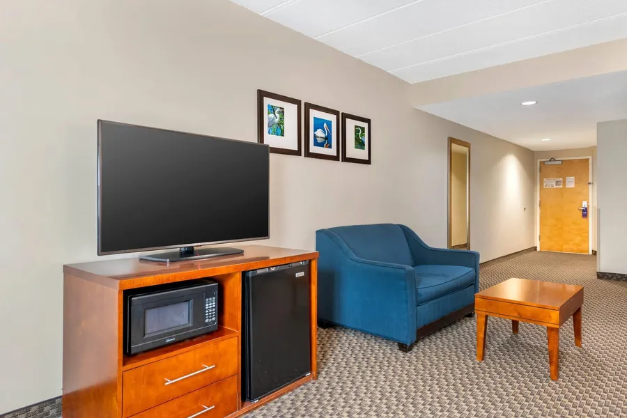 Comfort Inn & Suites Wildwood - The Villages hotel detail image 6
