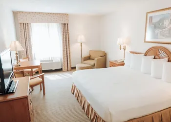 Ann Arbor Regent Hotel & Suites hotel thumbnail 5