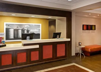 Hampton Inn & Suites N. Ft. Worth-Alliance Airport hotel thumbnail 7