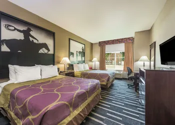 Super 8 by Wyndham Fort Worth North hotel thumbnail 6