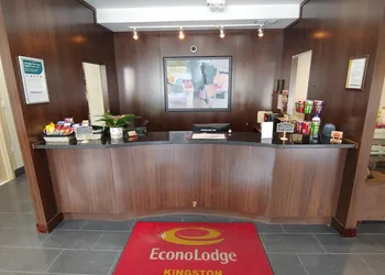 Econo Lodge City Centre hotel thumbnail 3