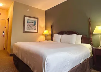 Econo Lodge City Centre hotel thumbnail 8