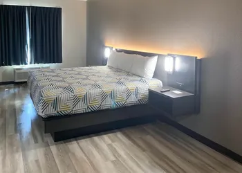 Motel 6 Fort Worth, TX – I-35 & I-20 hotel thumbnail 5