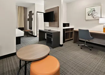 Comfort Suites Fort Worth North Fossil Creek hotel thumbnail 6