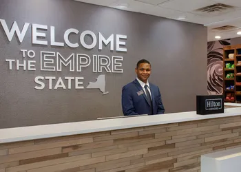 Hampton Inn & Suites Yonkers hotel thumbnail 4