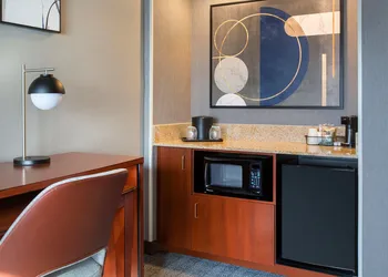 Courtyard by Marriott Tarrytown Westchester County hotel thumbnail 4