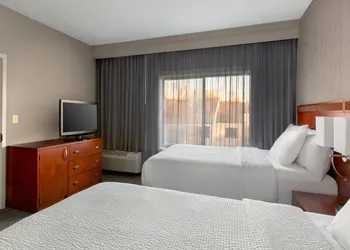 Courtyard by Marriott Tarrytown Westchester County hotel thumbnail 6