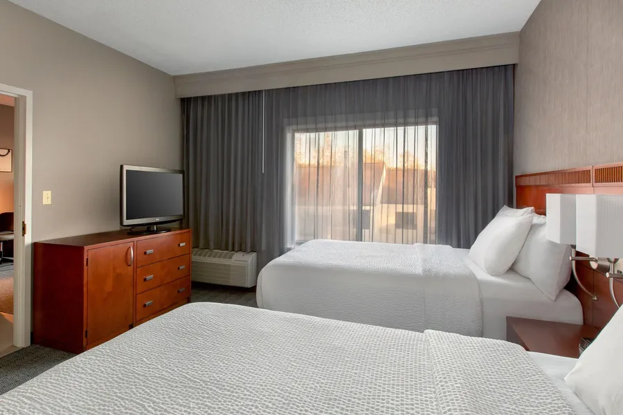 Courtyard by Marriott Tarrytown Westchester County hotel detail image 6