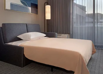 Courtyard by Marriott Tarrytown Westchester County hotel thumbnail 8