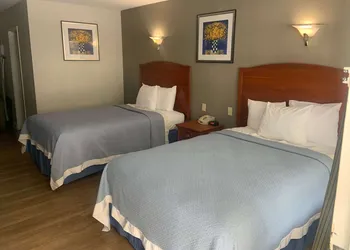 Days Inn by Wyndham Elmsford / White Plains hotel thumbnail 6