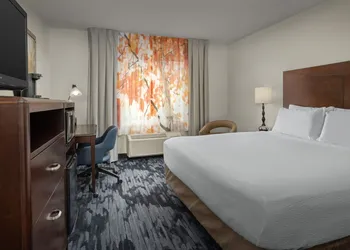Fairfield by Marriott Inn & Suites Tacoma Puyallup hotel thumbnail 7