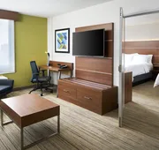 Holiday Inn Express Richmond Downtown by IHG hotel detail image 3