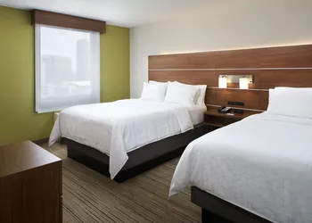 Holiday Inn Express Richmond Downtown by IHG hotel thumbnail 4