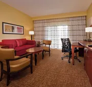 Courtyard by Marriott Richmond West hotel detail image 7