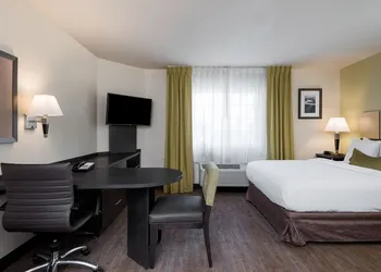 Candlewood Suites Glen Allen-Short Pump by IHG hotel thumbnail 5