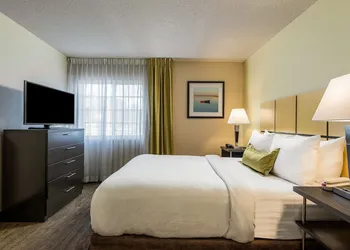 Candlewood Suites Glen Allen-Short Pump by IHG hotel thumbnail 6