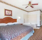 Days Inn by Wyndham Glen Allen/Richmond North hotel detail image 4