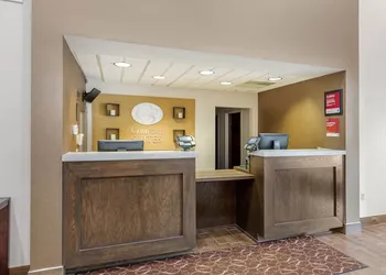 Comfort Suites South Park hotel thumbnail 6