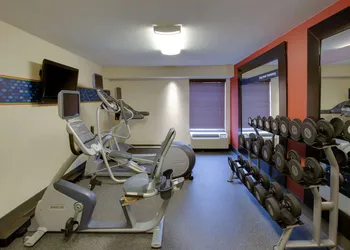 Hampton Inn by Hilton Chester South hotel thumbnail 8