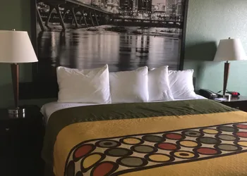 Super 8 by Wyndham Richmond Midlothian Turnpike hotel thumbnail 7