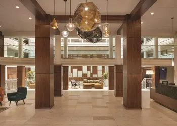 Embassy Suites by Hilton Richmond hotel thumbnail 5