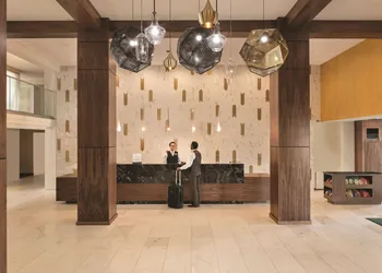 Embassy Suites by Hilton Richmond hotel thumbnail 6